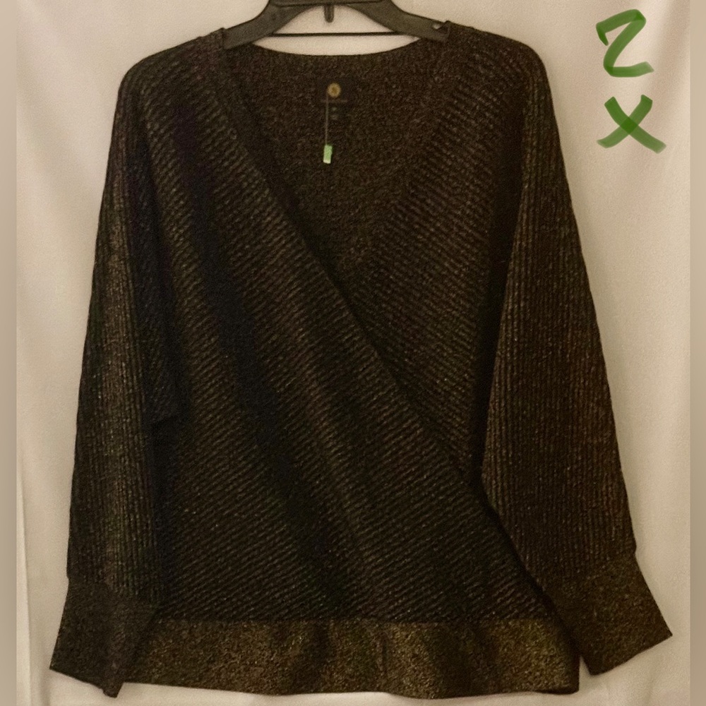 JM Collection Black and Gold V-Neck Sweater